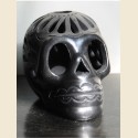 Crâne en céramique noire