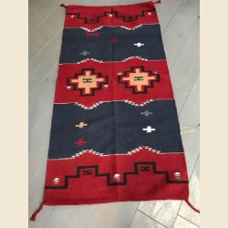 Tapis en laine dessin navajo