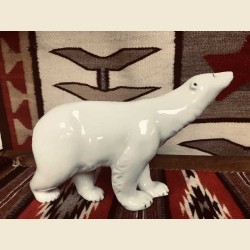White crackle glazed bear in Pompon style